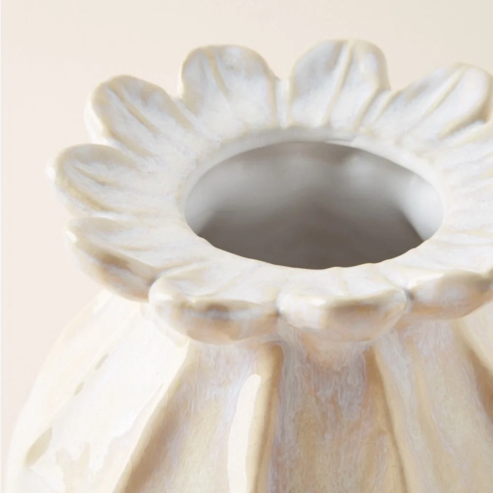 Anthropologie lotus pod